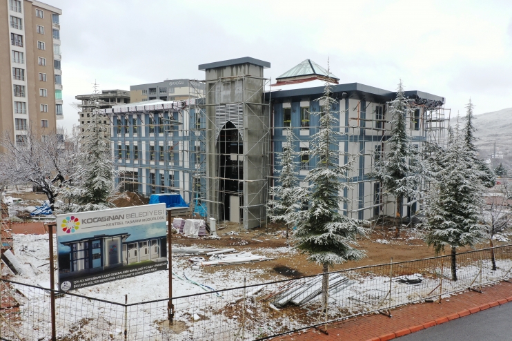 BAŞKAN ÇOLAKBAYRAKDAR, “HER YAŞA UYGUN, HER YAŞTAN İLGİ GÖRECEK YENİ KÜTÜPHANE KAZANDIRIYORUZ”