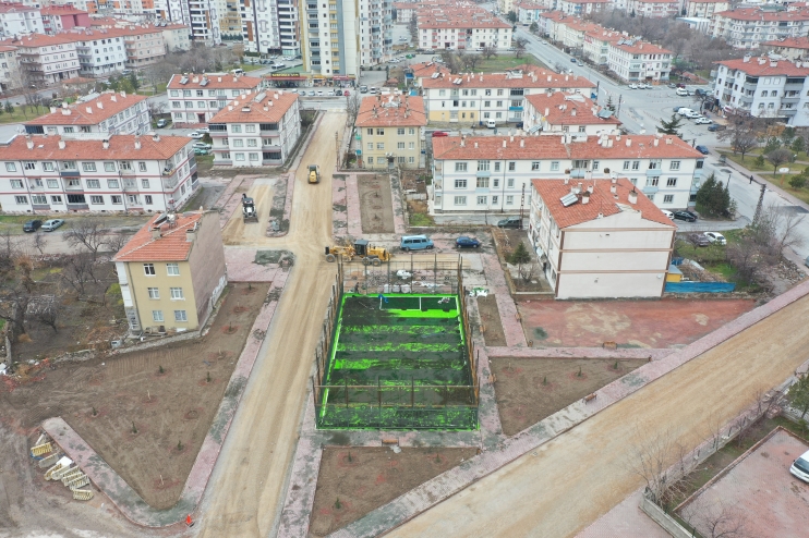 KOCASİNAN’DA GENÇLER İSTEDİ, BAŞKAN AMCA YAPTI