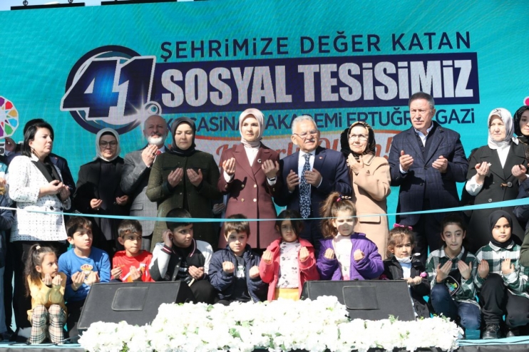 BAKAN GÖKTAŞ’DAN BAŞKAN ÇOLAKBAYRAKDAR’IN ÇALIŞMALARINA ÖVGÜ