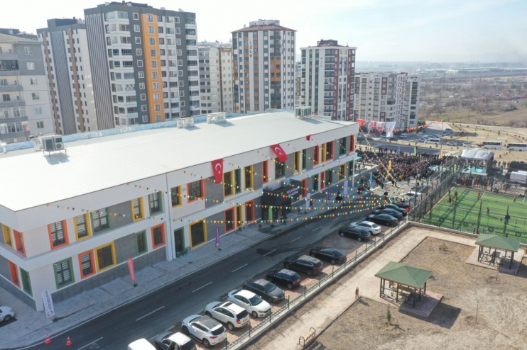 BAKAN GÖKTAŞ’DAN BAŞKAN ÇOLAKBAYRAKDAR’IN ÇALIŞMALARINA ÖVGÜ