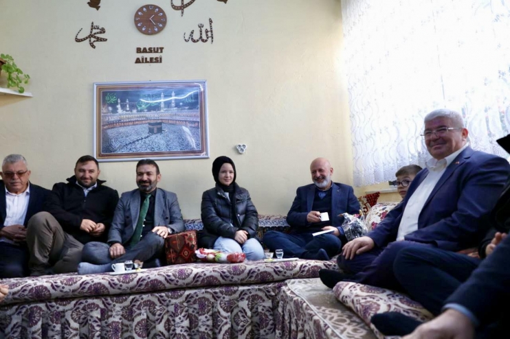 BAŞKAN ÇOLAKBAYRAKDAR, “VATANDAŞLARIMIZLA GÖNÜL BAĞIMIZ DAHA DA GÜÇLENİYOR”
