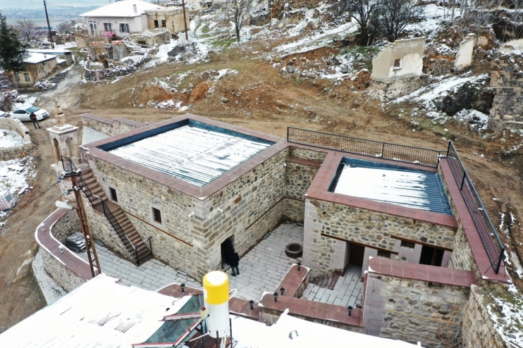BAŞKAN ÇOLAKBAYRAKDAR, “KADİM ERKİLET’İ, YENİDEN ŞEHRİN KÜLTÜR HAZİNESİ OLARAK KAZANDIRIYORUZ”