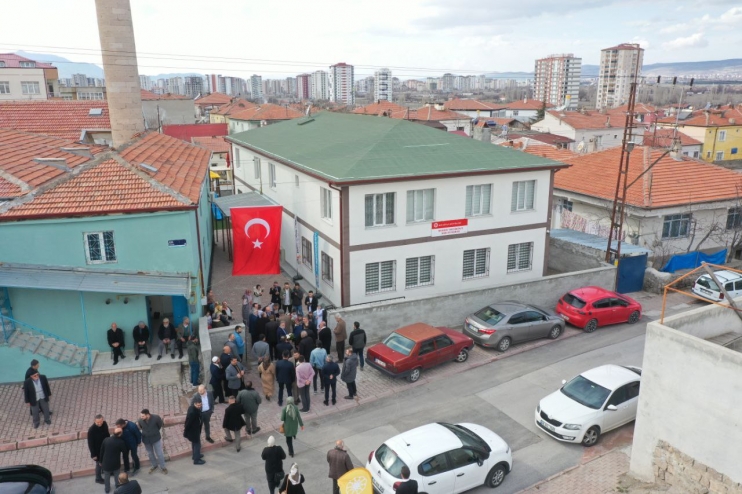 BAŞKAN ÇOLAKBAYRAKDAR, “VATANDAŞLARIMIZA DAHA KONFORLU YAŞAM OLANAKLARI SAĞLIYORUZ”