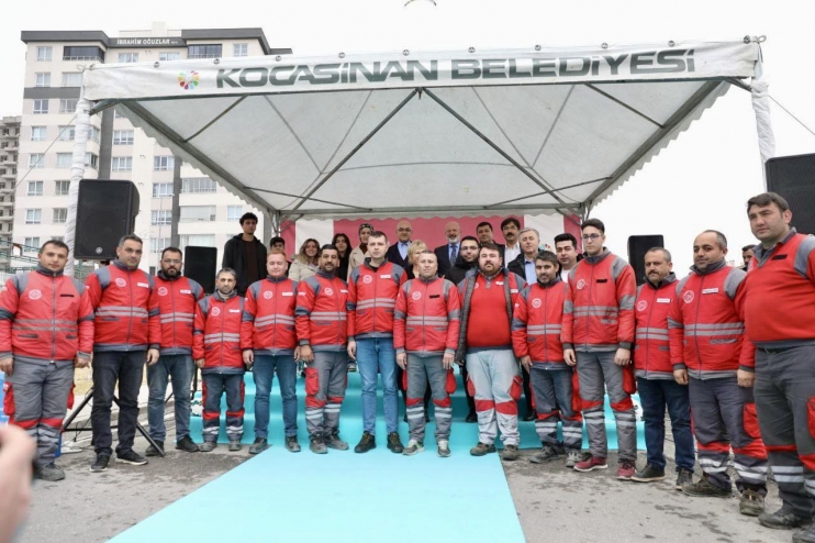 KOCASİNAN’DA KEDİ TEMALI FOTOĞRAF YARIŞMASI’NDA KAZANANLAR ÖDÜLLERİNİ ALDI