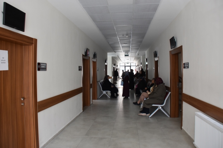 VATANDAŞLARDAN BAŞKAN ÇOLAKBAYRAKDAR’A KAYSERİ’DE İLK VE TEK OLAN ‘EĞİTİM AİLE SAĞLIK MERKEZİ’ TEŞEKKÜRÜ