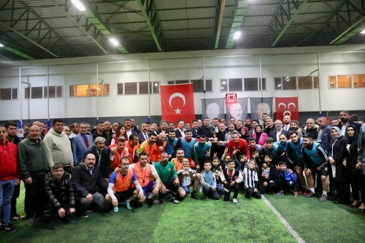 BAŞKAN ÇOLAKBAYRAKDAR, ‘BÖLGELER ARASI FUTBOL TURNUVASI’NIN FİNAL MAÇINI İZLEDİ