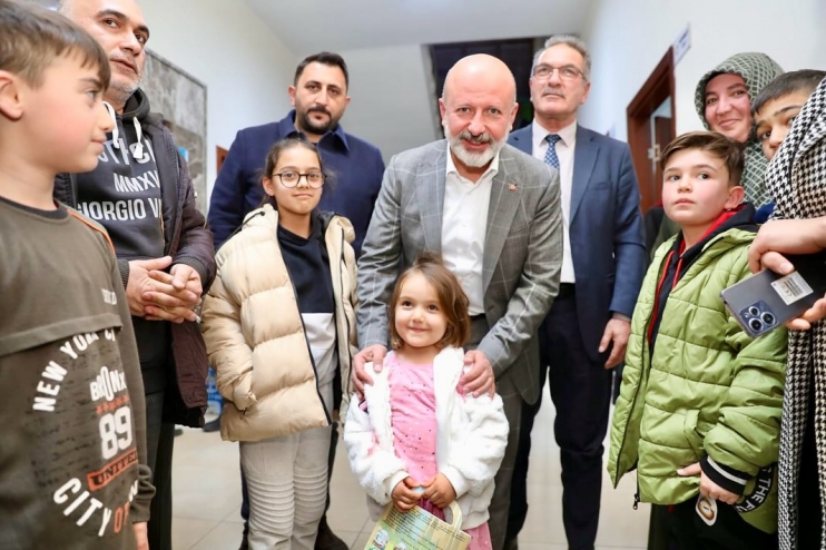 BAŞKAN ÇOLAKBAYRAKDAR, “TÜRKİYE’YE PROJELERİMİZLE MODEL OLUYORUZ”