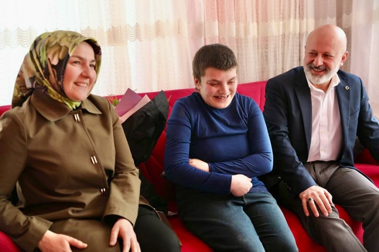 KOCASİNANLILARIN GÖNLÜNÜ FETHEDEN ZİYARETLER