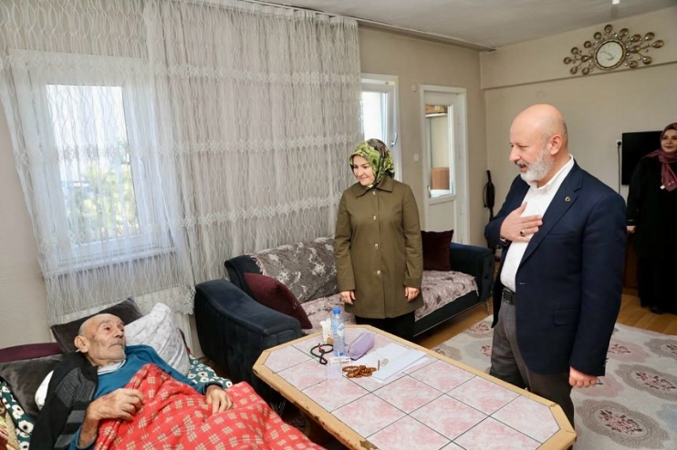 KOCASİNANLILARIN GÖNLÜNÜ FETHEDEN ZİYARETLER