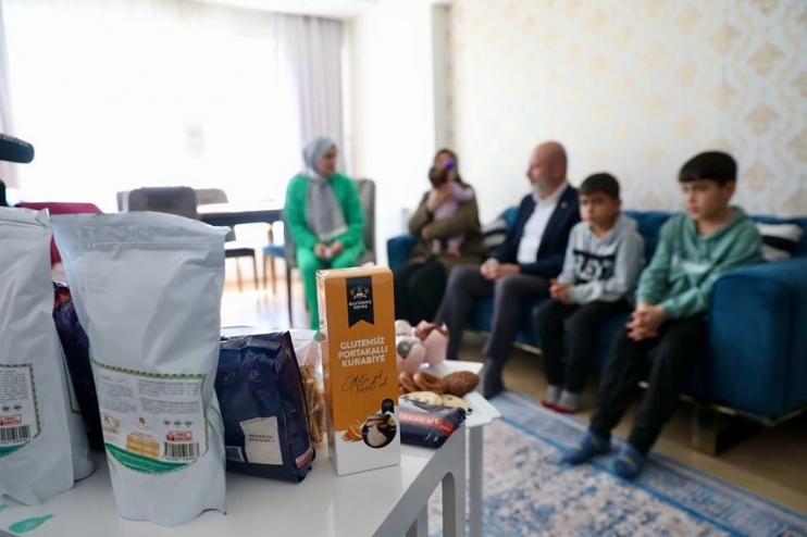 KOCASİNANLILARIN GÖNLÜNÜ FETHEDEN ZİYARETLER
