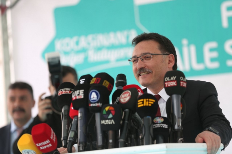 BAŞKAN ÇOLAKBAYRAKDAR, “EDİNDİĞİMİZ TECRÜBEYLE DAHA FAZLA NİTELİKLİ PROJELER YAPACAĞIZ”