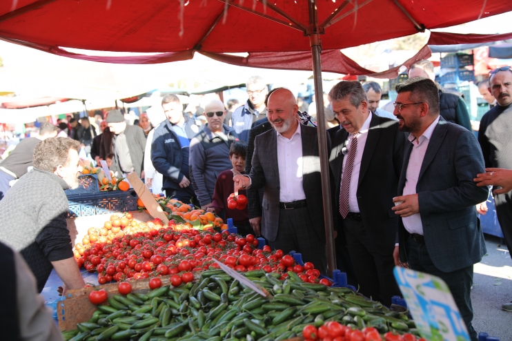 BAŞKAN ÇOLAKBAYRAKDAR’DAN YENİ PAZAR YERLERİ MÜJDESİ