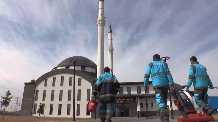 KOCASİNAN’DA CAMİLER, RAMAZAN AYINDA DA GÜL KOKACAK