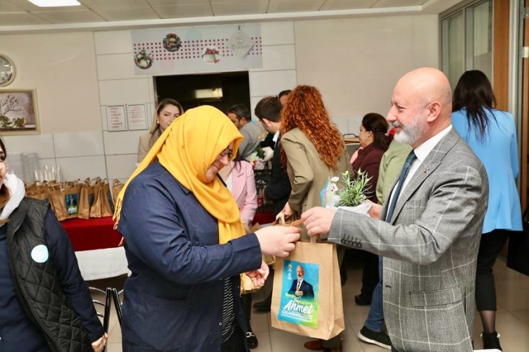BAŞKAN ÇOLAKBAYRAKDAR, “KADINLAR, BİR GÜN DEĞİL, HER GÜN KIYMETLİDİR”