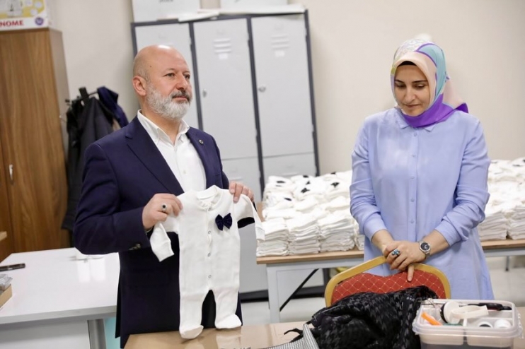 BAŞKAN ÇOLAKBAYRAKDAR, “KURSLARIMIZ, İSTİHDAMA VE AİLE EKONOMİSİNE KATKI SAĞLIYOR”