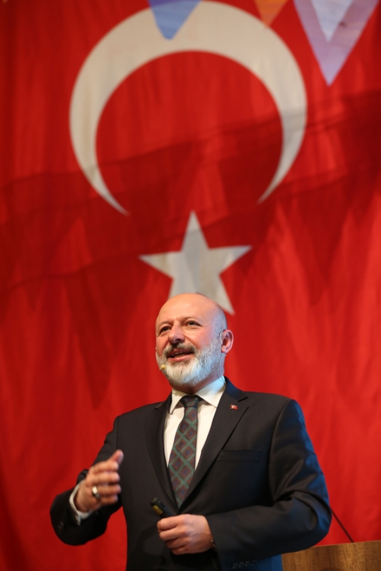 BAŞKAN ÇOLAKBAYRAKDAR, “GELECEĞE TAŞIYACAK PROJELERİMİZLE, KOCASİNAN’A ÇAĞ ATLATACAĞIZ”