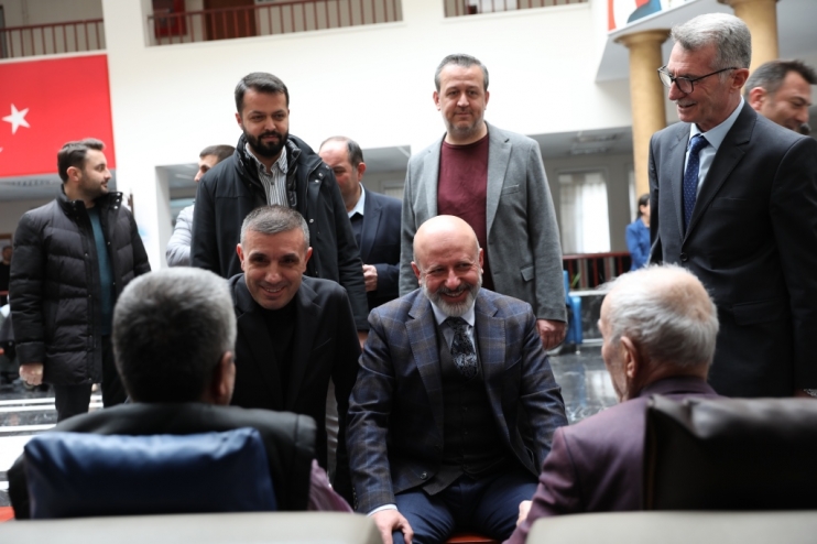 BAŞKAN ÇOLAKBAYRAKDAR, KADİM BÜYÜKLERİN GÖNÜLLERİNE DOKUNDU