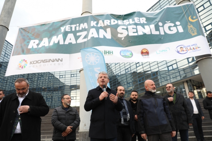 BAŞKAN ÇOLAKBAYRAKDAR, YETİMLERİN GÖNLÜNÜ FETHETTİ
