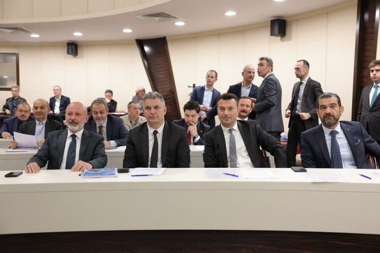 KOCASİNAN’DA SEÇİMLERDEN SONRAKİ İLK MECLİS TOPLANTISI YAPILDI