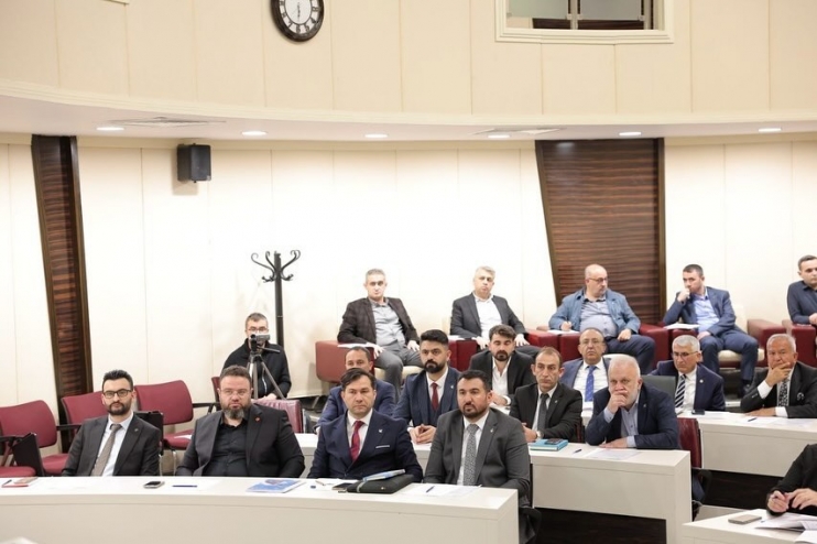 KOCASİNAN’DA SEÇİMLERDEN SONRAKİ İLK MECLİS TOPLANTISI YAPILDI
