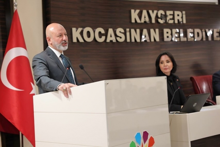 KOCASİNAN’DA SEÇİMLERDEN SONRAKİ İLK MECLİS TOPLANTISI YAPILDI
