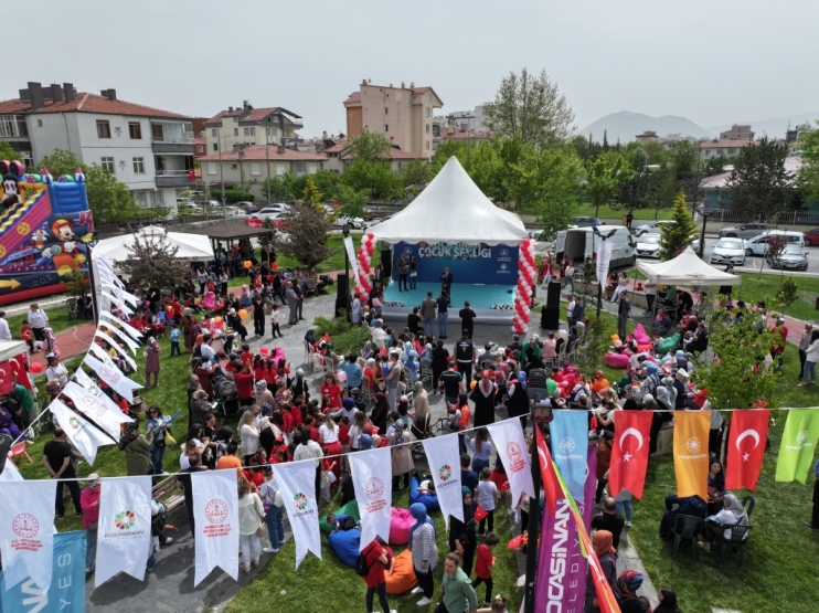 KOCASİNAN’DA 3 GÜN SÜRECEK OLAN ÇOCUK ŞENLİKLERİ BAŞLADI