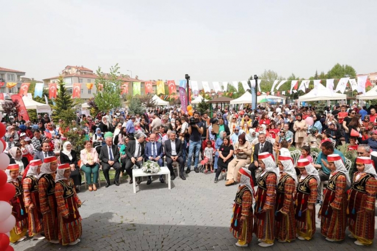 KOCASİNAN’DA 3 GÜN SÜRECEK OLAN ÇOCUK ŞENLİKLERİ BAŞLADI
