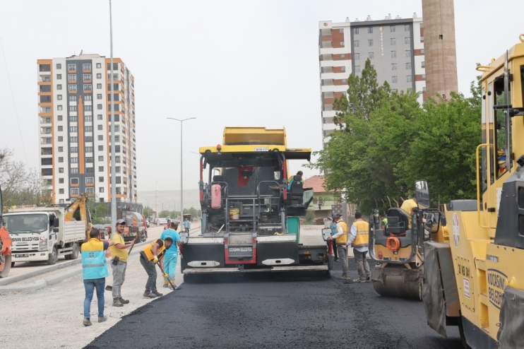 BAŞKAN ÇOLAKBAYRAKDAR, “KENTSEL DÖNÜŞÜMÜN CAN DAMARI OLAN ANA YOLU TAMAMLIYORUZ”