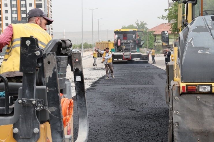 BAŞKAN ÇOLAKBAYRAKDAR, “KENTSEL DÖNÜŞÜMÜN CAN DAMARI OLAN ANA YOLU TAMAMLIYORUZ”