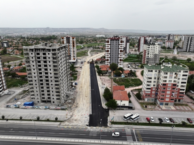 BAŞKAN ÇOLAKBAYRAKDAR, “KENTSEL DÖNÜŞÜMÜN CAN DAMARI OLAN ANA YOLU TAMAMLIYORUZ”