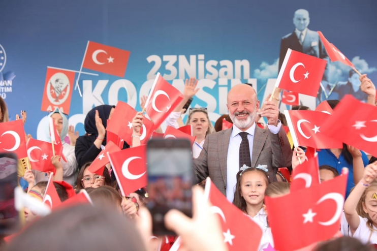 KOCASİNAN’DA 3 GÜN SÜREN ÇOCUK ŞENLİKLERİ, BÜYÜK YANKI UYANDIRDI