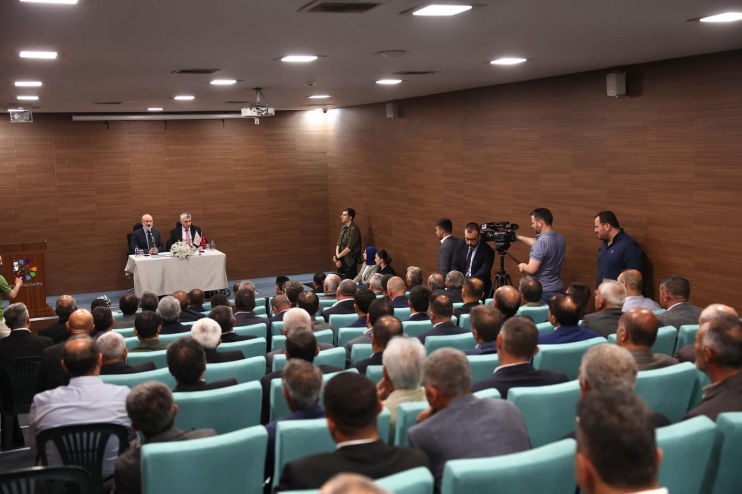 BAŞKAN ÇOLAKBAYRAKDAR, MUHTARLARLA BİR ARAYA GELDİ