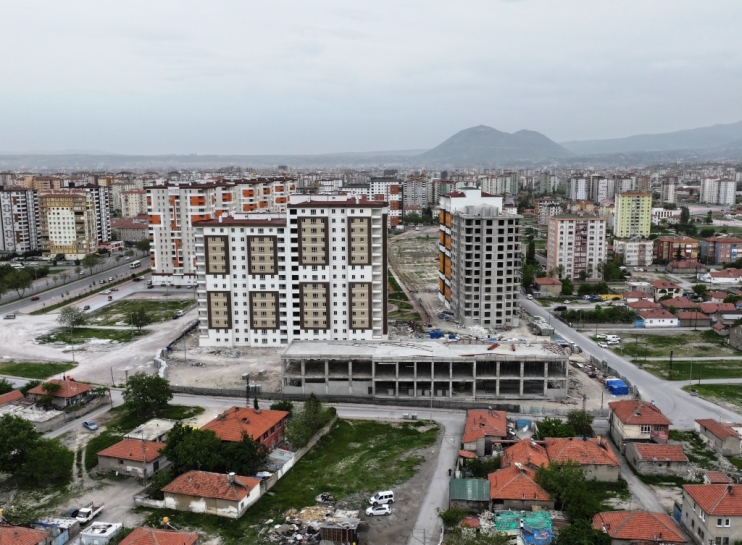BAŞKAN ÇOLAKBAYRAKDAR, “TÜRKİYE’YE ÖRNEK KENTSEL DÖNÜŞÜM GERÇEKLEŞTİRİYORUZ”