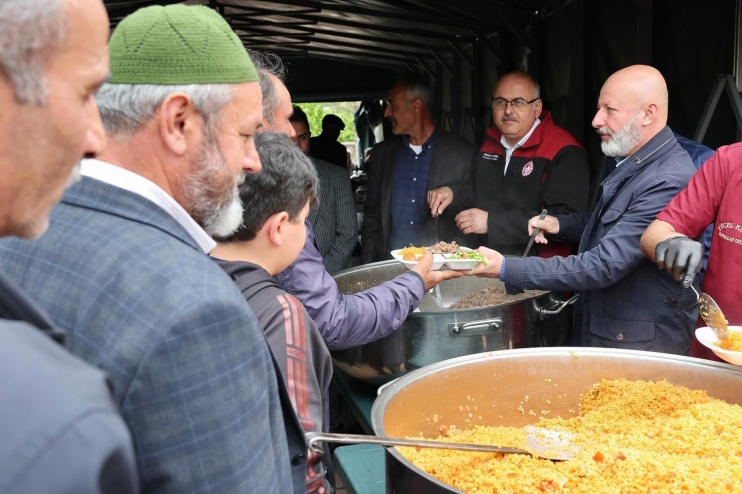 BAŞKAN ÇOLAKBAYRAKDAR’A KIRSAL MAHALLELERDEN BÜYÜK TEVECCÜH