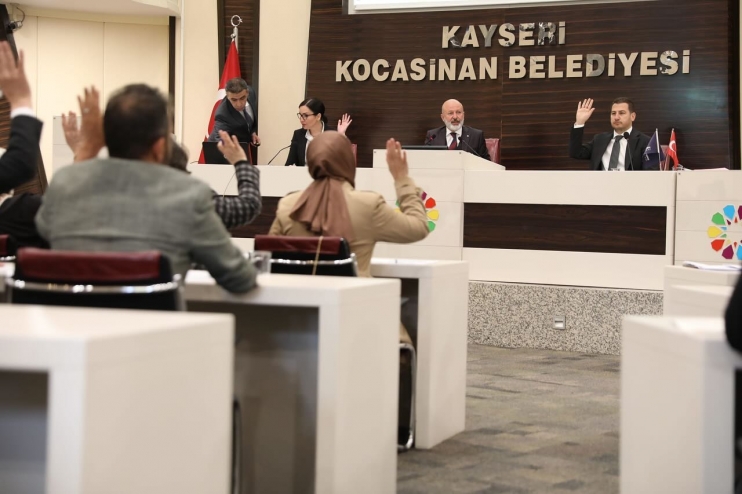 BAŞKAN ÇOLAKBAYRAKDAR, “GELECEĞİN SPORCULARINI YETİŞTİRİYORUZ”