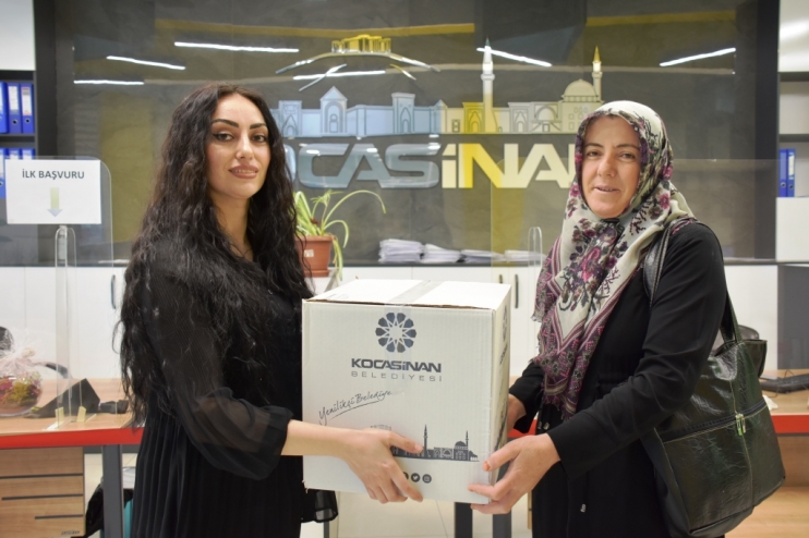 KOCASİNAN BELEDİYESİ, ÇÖLYAKLILARA 7 YILDA 6 BİN 134 ÇÖLYAK PAKETİ DAĞITTI