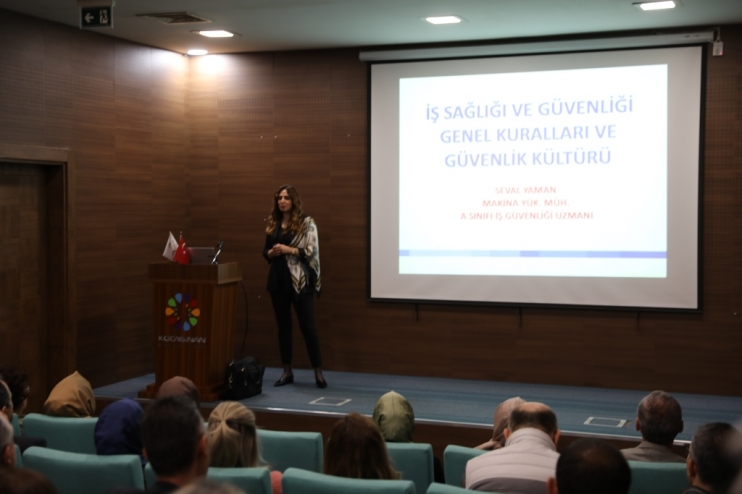 BAŞKAN ÇOLAKBAYRAKDAR, “EĞİTİMLERLE VATANDAŞLARIMIZA DAHA KALİTELİ HİZMET SUNUYORUZ”