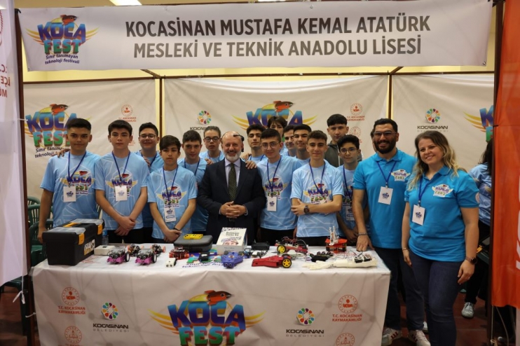 SINIR TANIMAYAN TEKNOLOJİ FESTİVALİ’NDE GENÇLERİN HAYALLERİ GERÇEKLEŞİYOR