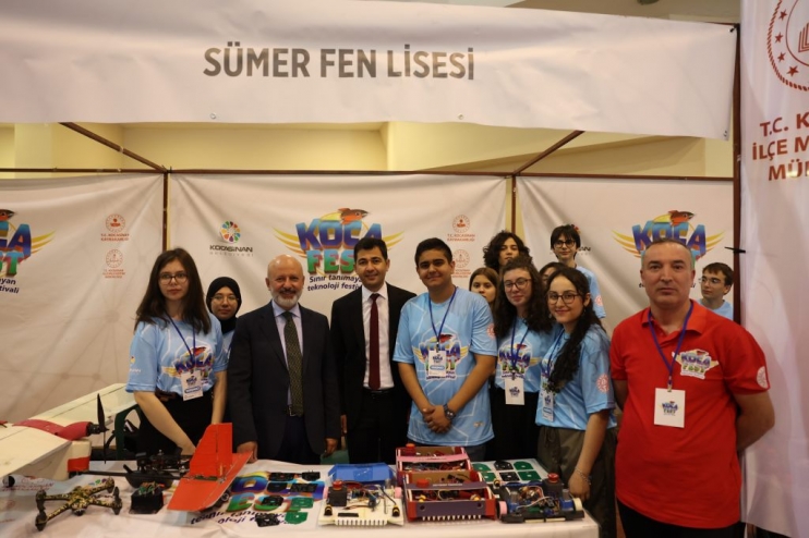 SINIR TANIMAYAN TEKNOLOJİ FESTİVALİ’NDE GENÇLERİN HAYALLERİ GERÇEKLEŞİYOR