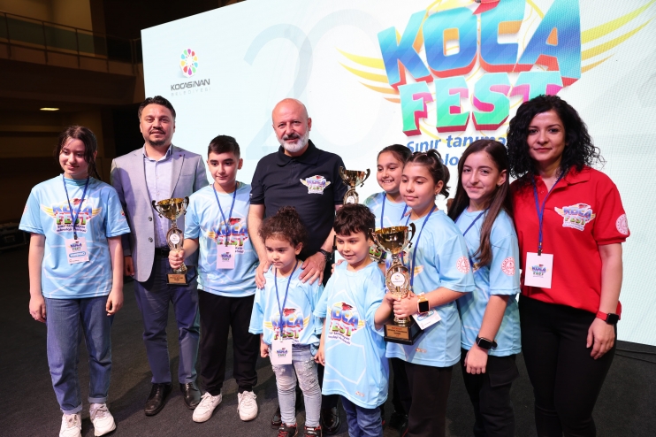 BAŞKAN ÇOLAKBAYRAKDAR, “KOCAFEST İLE DİKTİĞİMİZ DİJİTAL FİDANLAR, ÜLKEMİZE BÜYÜK KATKI SAĞLAYACAK”