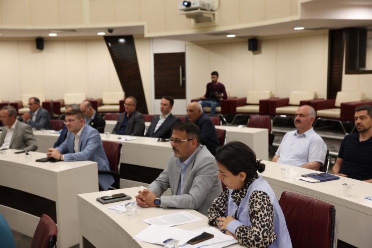 BAŞKAN ÇOLAKBAYRAKDAR,  “KENDİ KENDİNE YETEBİLME ÇALIŞMALARIMIZ, TASARRUF TEDBİRLERİNE ÖNCÜLÜK EDİYOR”