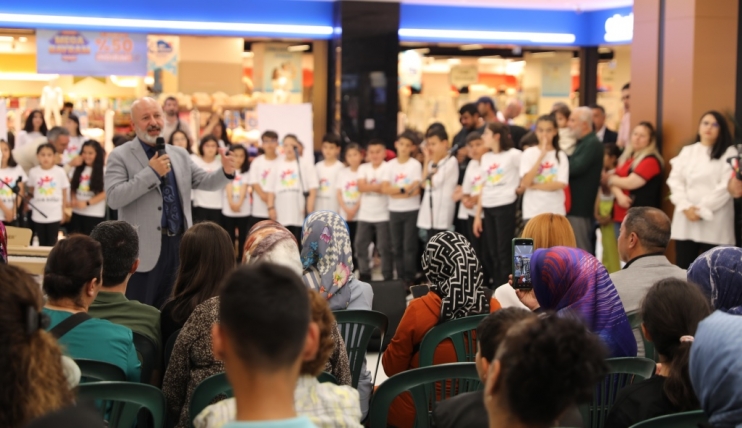 BAŞKAN ÇOLAKBAYRAKDAR, “HER ALANDA GENÇLERİMİZİN VE EVLATLARIMIZIN YANINDAYIZ”