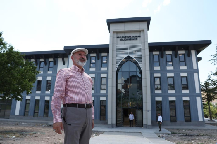 BAŞKAN ÇOLAKBAYRAKDAR, “ŞEHRİMİZE HER YAŞ GRUBUNU CEZBEDECEK, YENİ BİR KÜTÜPHANE KAZANDIRIYORUZ”