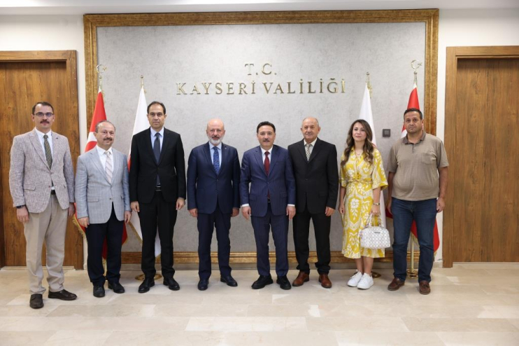 BAŞKAN ÇOLAKBAYRAKDAR, “KOCASİNAN’I HER ALANDA KALKINDIRIYORUZ”