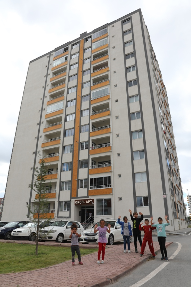 BAŞKAN ÇOLAKBAYRAKDAR, “KENTSEL DÖNÜŞÜMLE ŞEHRİ, DAHA DİRENÇLİ HALE GETİRİYORUZ”