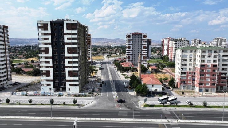 BAŞKAN ÇOLAKBAYRAKDAR, “SEYRANİ’NİN ÇEHRESİNİ DEĞİŞTİREN ANA YOL, HAYIRLI OLSUN”