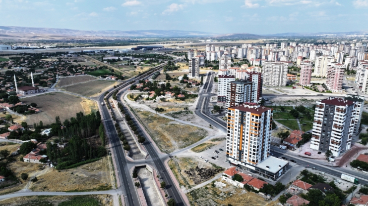 BAŞKAN ÇOLAKBAYRAKDAR, “KOCASİNAN, KENTSEL DÖNÜŞÜMDE DE ALTIN ÇAĞINI YAŞIYOR”