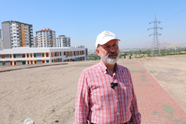 BAŞKAN ÇOLAKBAYRAKDAR, “ÇOCUKLARIN HAYALLERİNİ SÜSLEYEN PARKLAR, İNŞA EDİYORUZ”