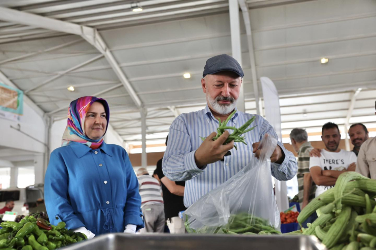 KAYSERİLİLERDEN BAŞKAN ÇOLAKBAYRAKDAR’A EKOLOJİK PAZAR TEŞEKKÜRÜ