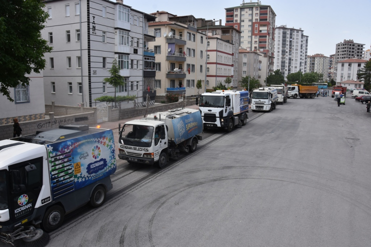 DAHA TEMİZ BİR KOCASİNAN İÇİN TEMİZLİK SEFERBERLİĞİ SÜRÜYOR